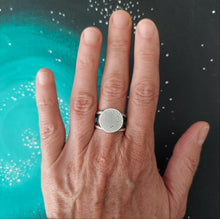 Load image into Gallery viewer, Moon Ring Size 7.75

