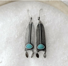 Load image into Gallery viewer, Light Earrings no.2
