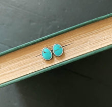 Load image into Gallery viewer, Bluebird Post Earrings no.3
