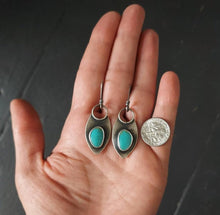Load image into Gallery viewer, Shield Earrings no.2
