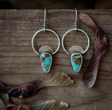 Load image into Gallery viewer, Moonrise Earrings
