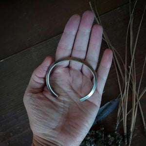 Triangle Element Cuff s/m