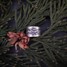 Load image into Gallery viewer, Cedar Ring
