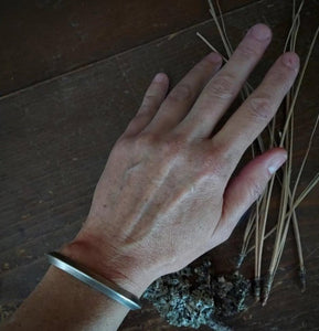 Triangle Element Cuff s/m
